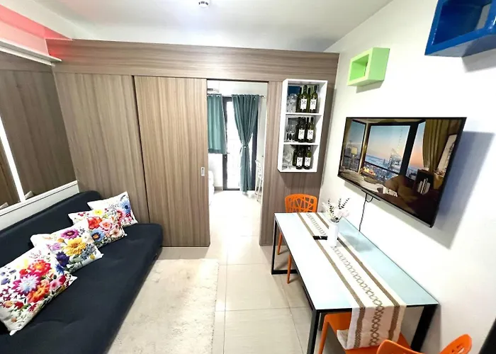 Staycation Pasay Near Airport & Mall Of 18100 *